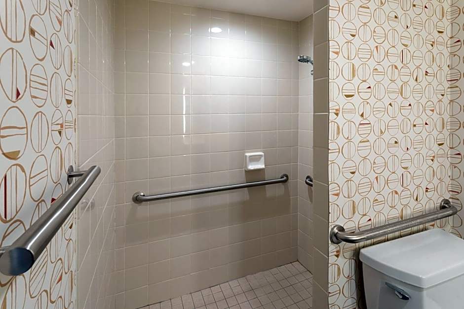 Holiday Inn Marquette by IHG