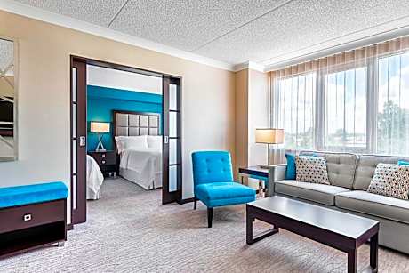 Four Points by Sheraton Hotel & Suites London