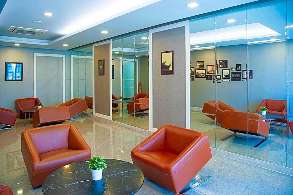 O2 Grand Suvarnabhumi Airport