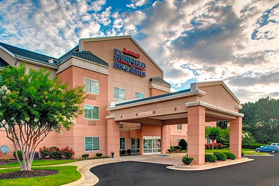 Fairfield Inn & Suites by Marriott Emporia I-95