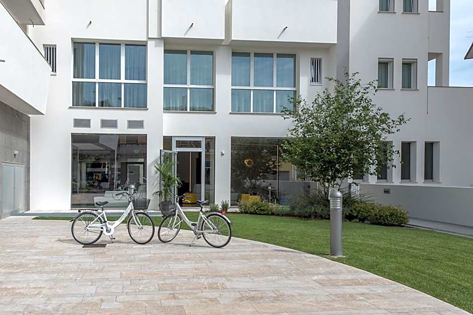 Hesperia Hotel & Residence