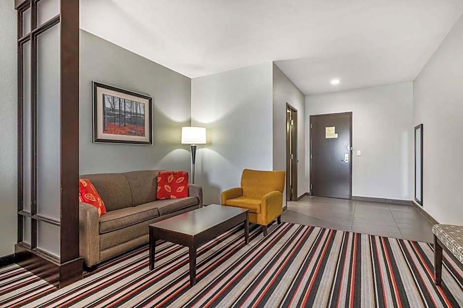 Best Western Plus Cowetas 1st Hotel