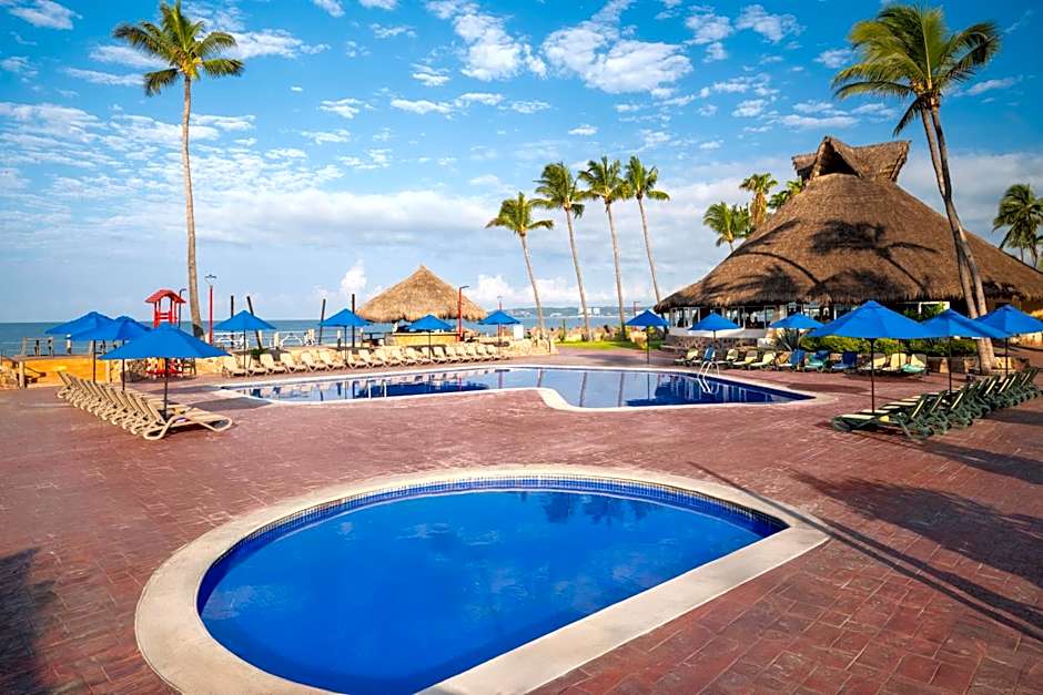 Grand Decameron Complex Bucerias, A Trademark All-Inclusive Resort