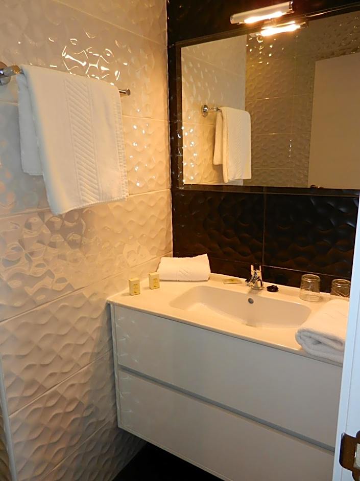 Logis Grand Hotel Pelisson
