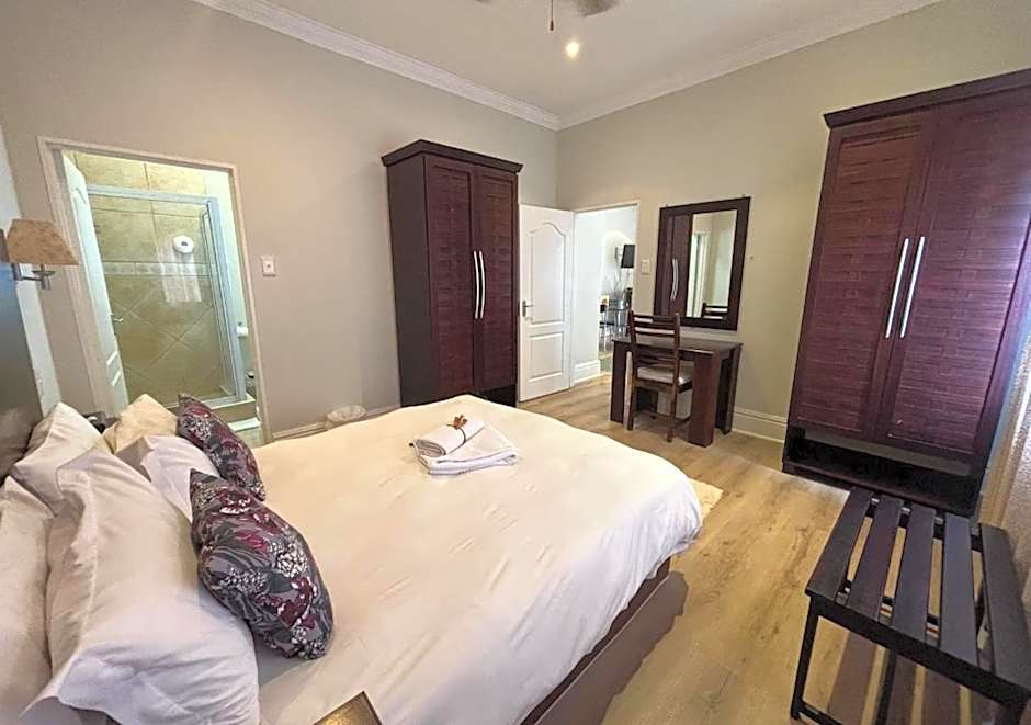 Sir Roys Guesthouse At The Sea