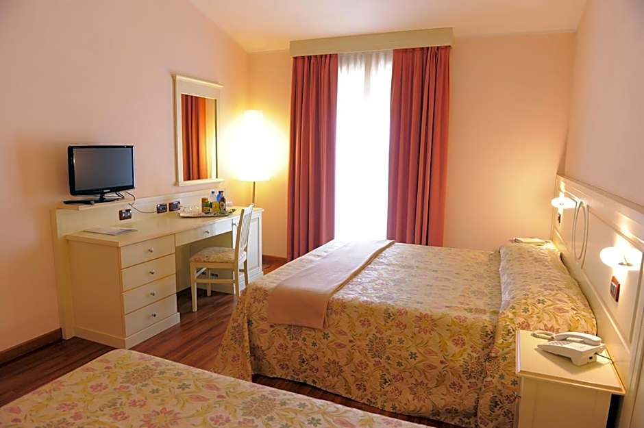 Hotel Plazza