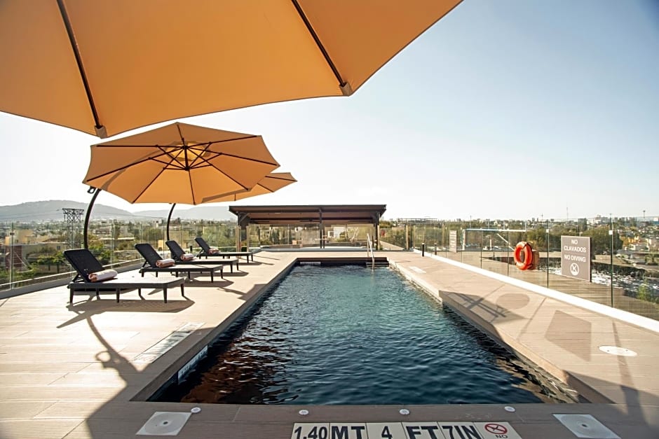 Candlewood Suites Guadalajara Galerias By IHG