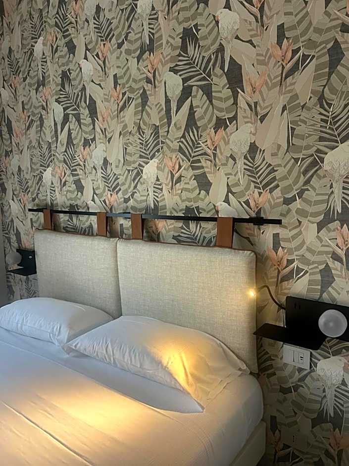 Hotel Carillon