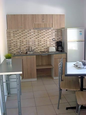 Double Room with Shared Kitchen