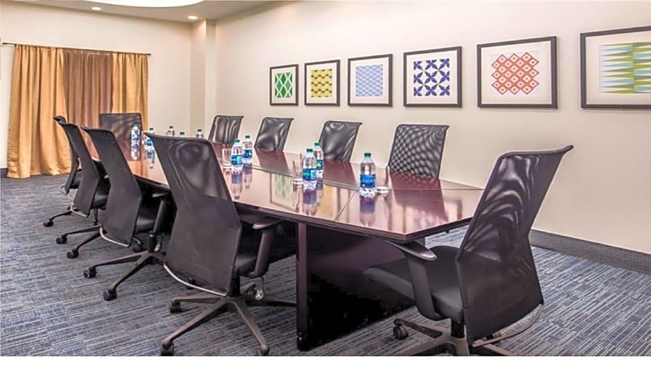 Holiday Inn Express Hotel & Suites La Place, an IHG Hotel
