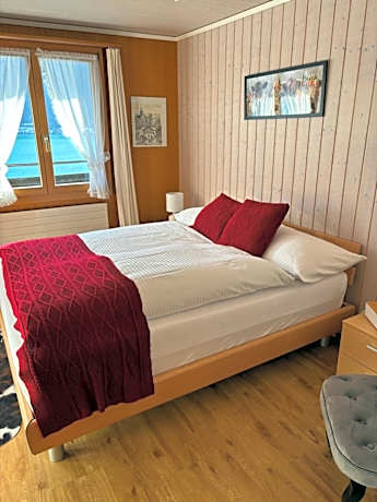 Double Room with Balcony and Lake View