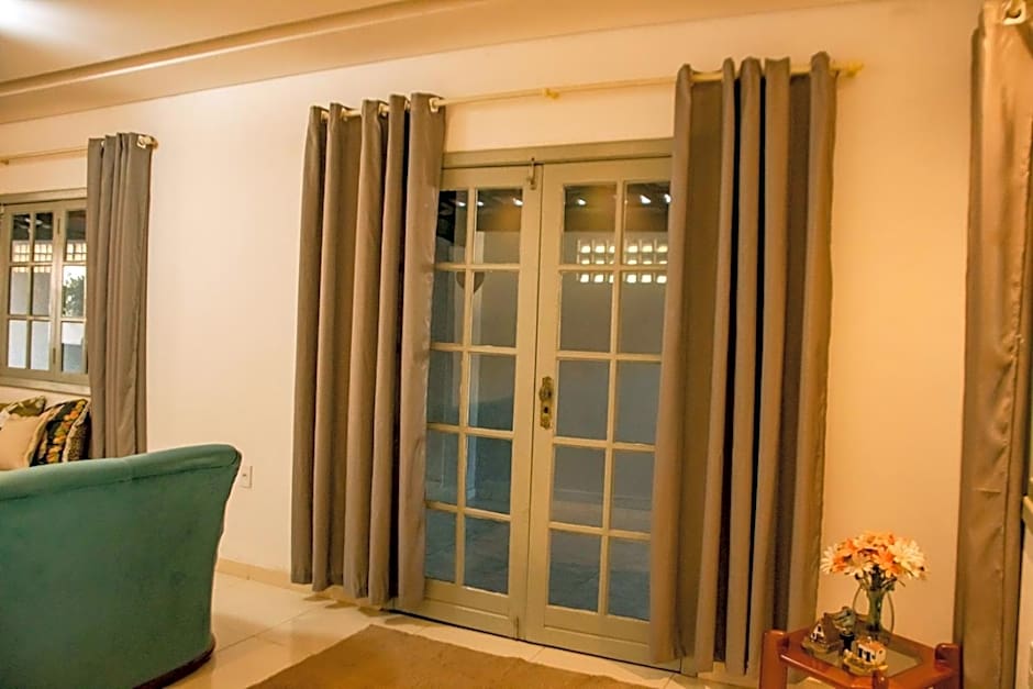 Casa c otima localizacao em Teixeira de Freitas-BA