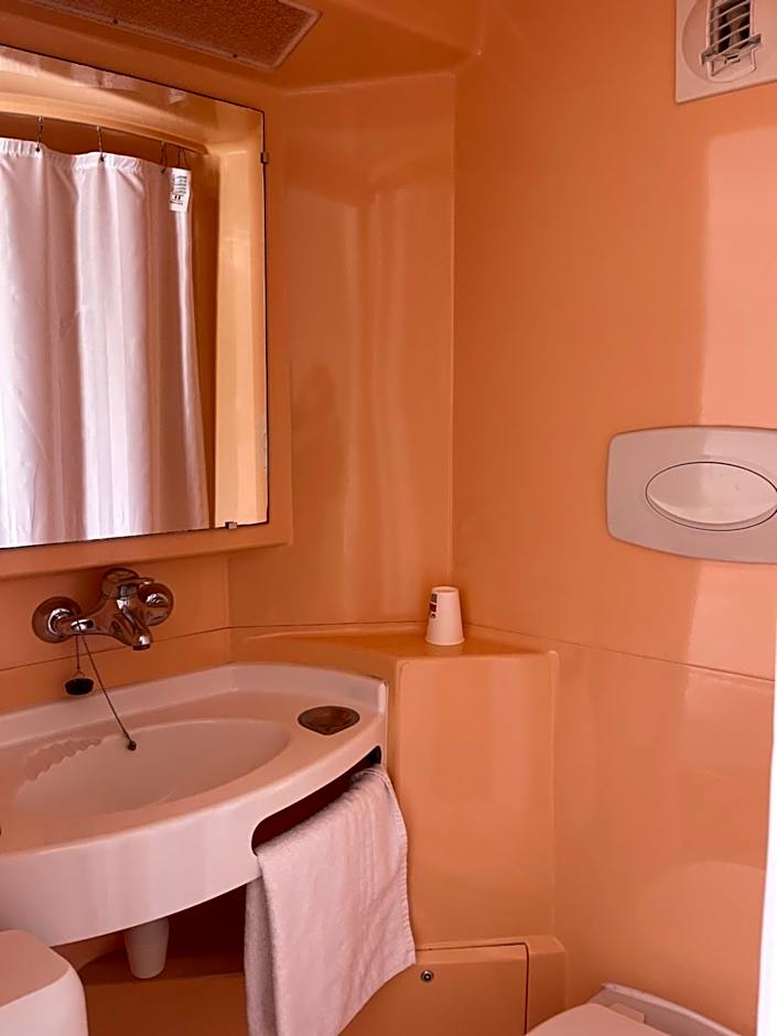 Premiere Classe Amiens - Glisy