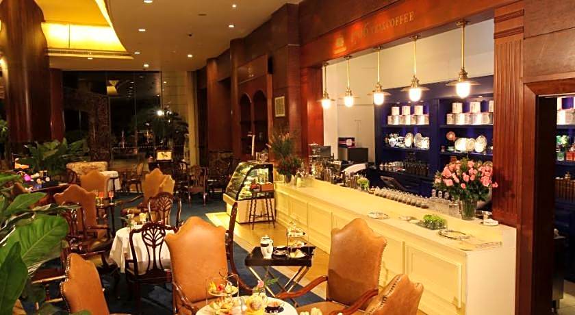 Zhongwei Green Lake Hotel Kunming