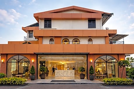 Cochrane Place By Teesta Hotels