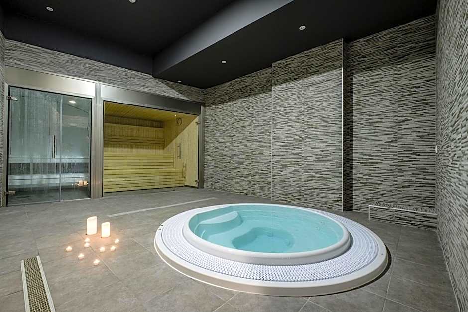 Hotel California Garden