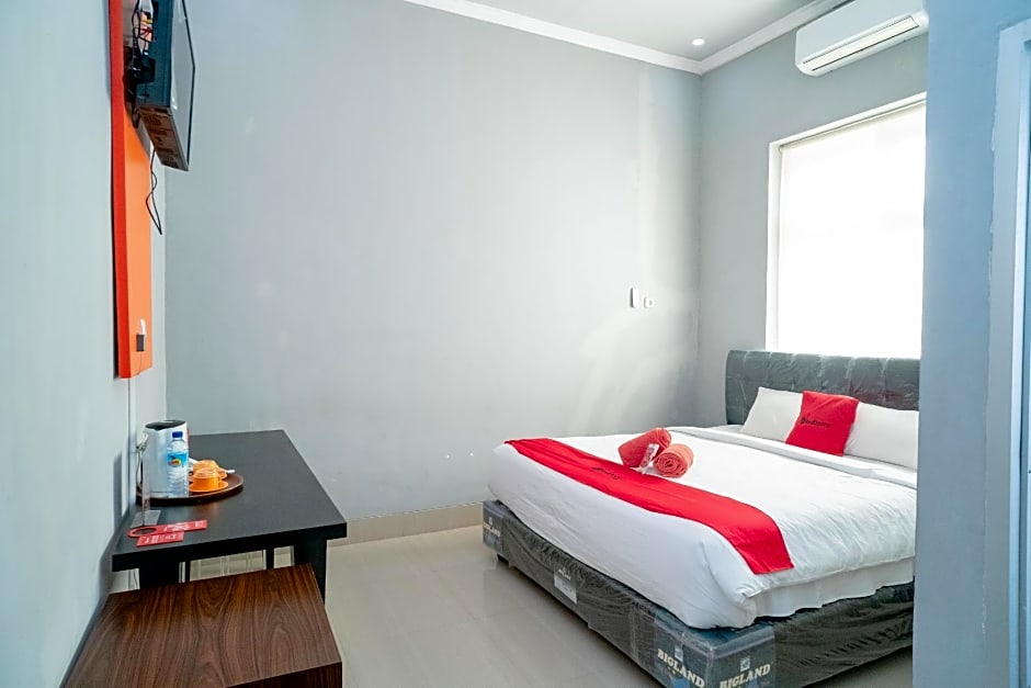 RedDoorz @ Jalan Pendidikan Mataram