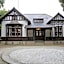 Clayton Bay Hotel