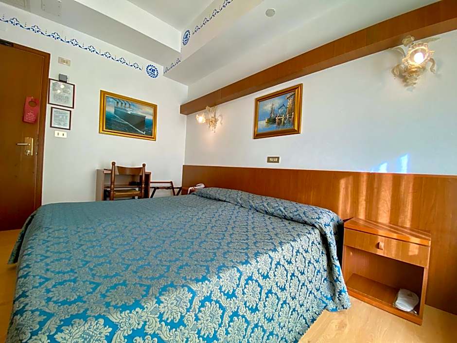 Hotel Florida