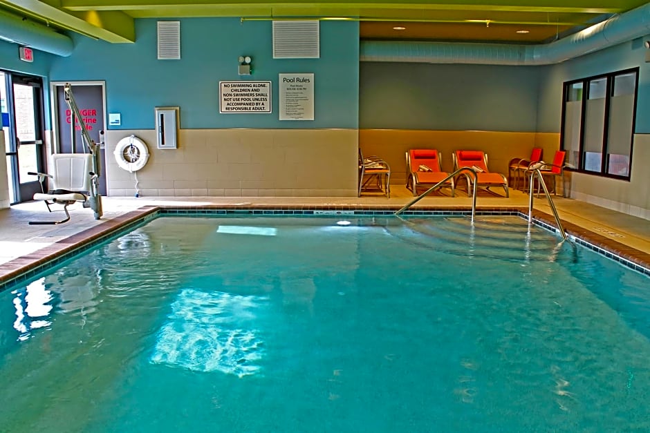 Holiday Inn Express & Suites St. Louise South I-55 By IHG