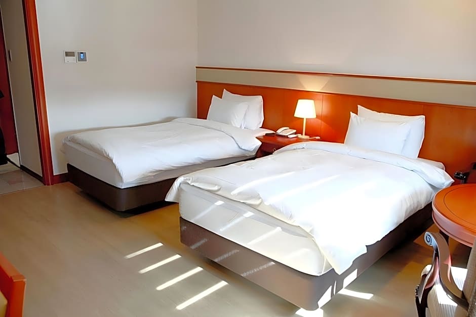 Crown Hotel Changwon