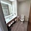 Holiday Inn Express Hotel & Suites Cincinnati-Blue Ash By IHG