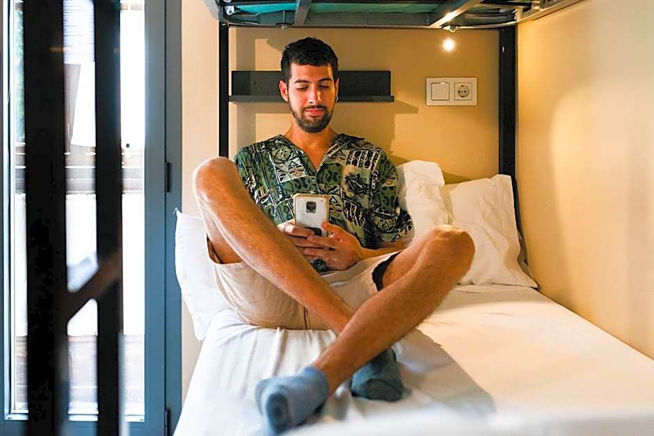 Hostel Carlota Braun