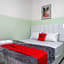 RedDoorz @ Paduka Hotel Kartasura