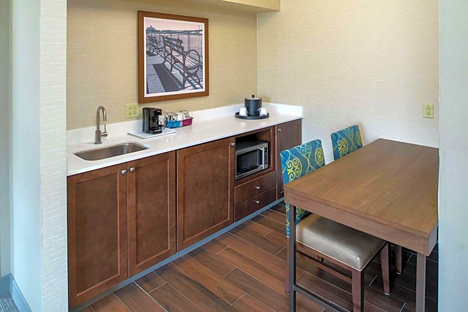 Hampton Inn By Hilton & Suites Binghamton/Vestal