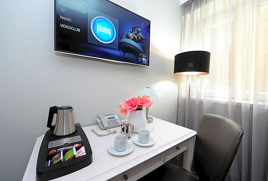 Alexandar Square Boutique Hotel