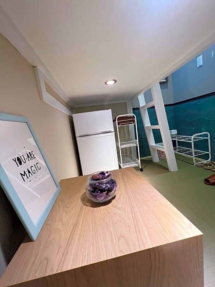 誠家　MAKOTO HOSTEL