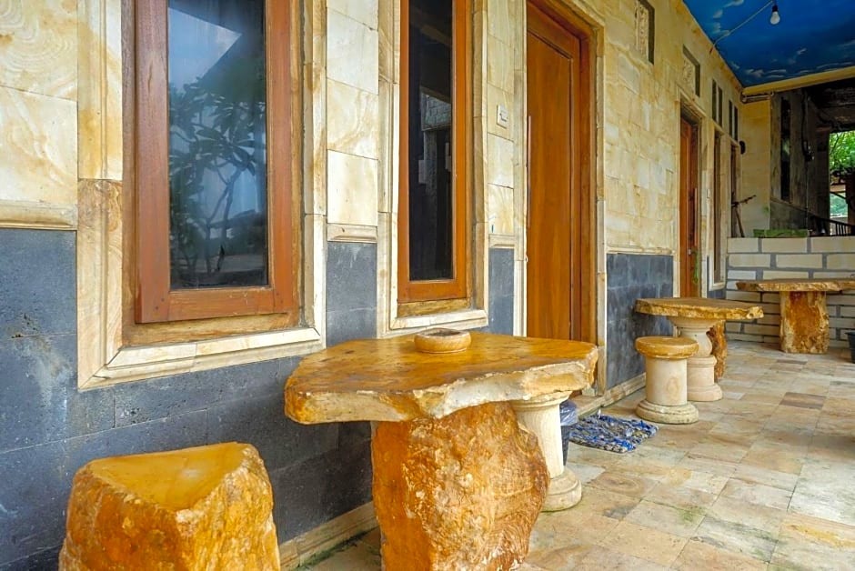 Hotel Kampoeng Drini RedPartner