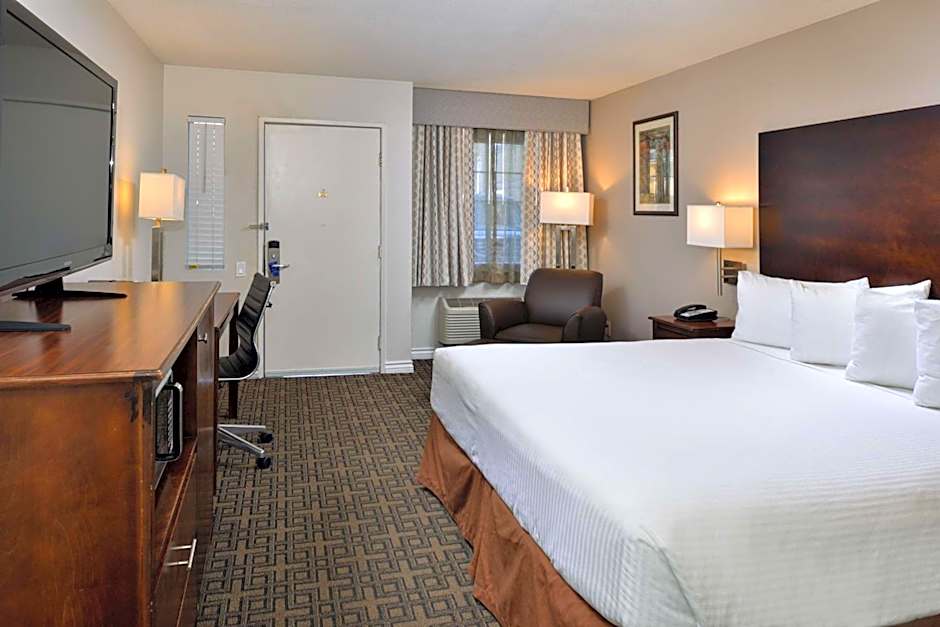 Best Western Kettleman City Inn & Suites