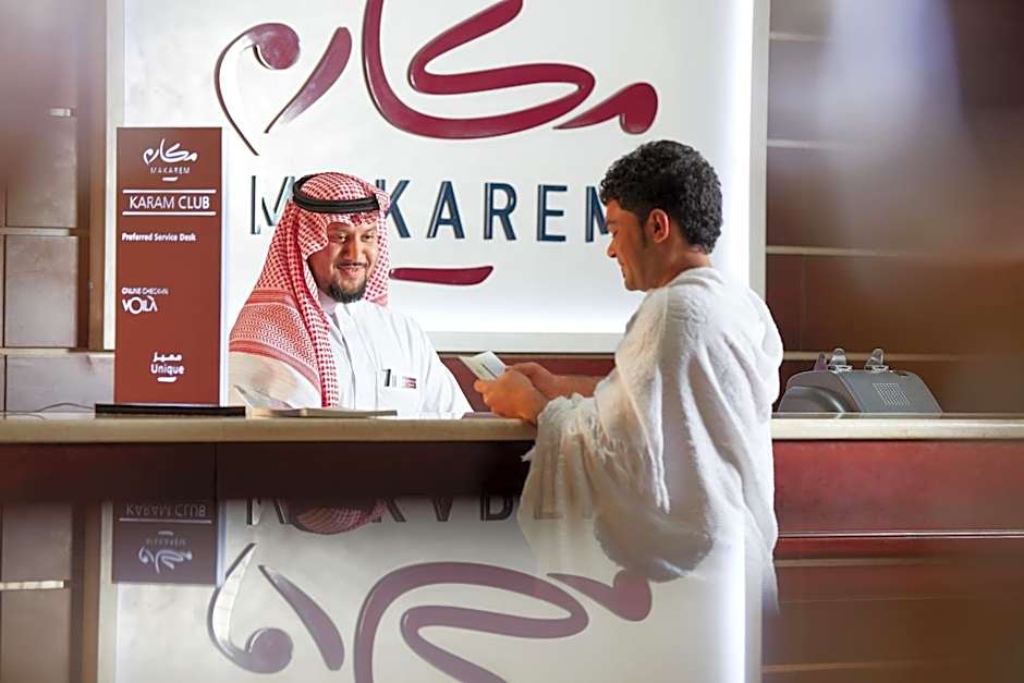 Makarem Al Bait Al Azizia Hotel