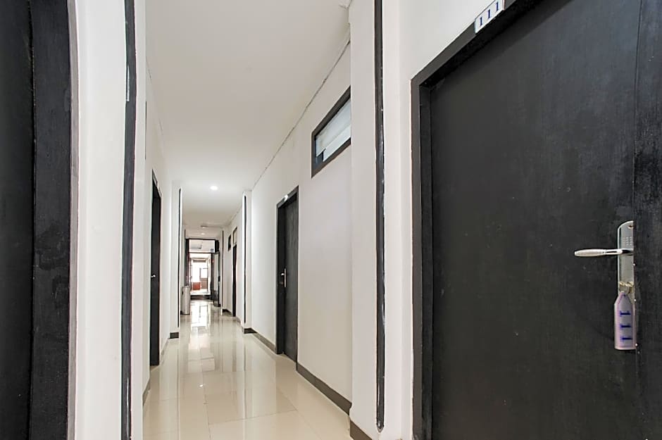 RedDoorz Plus @ Jalan Raden Intan Lampung