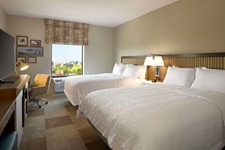 1 King Microwv/Fridge/Wet Bar Studio Suite Ns