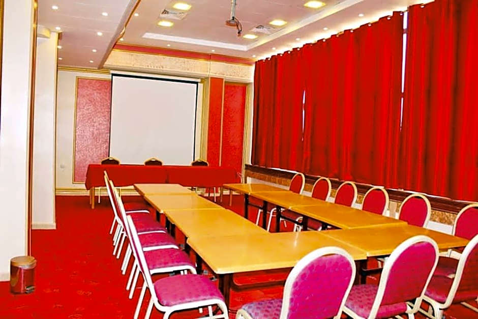 Hotel Les Ambassadeurs