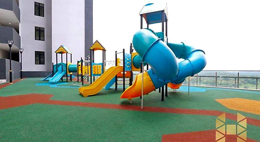 D'Pristine Suites at Medini 