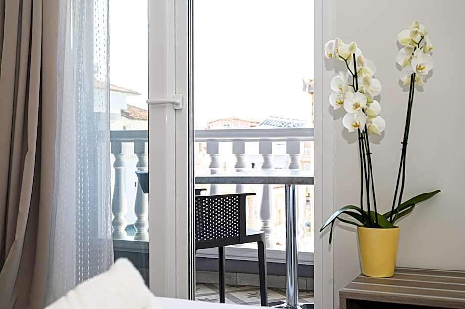 Parthenon Art Executive Wing