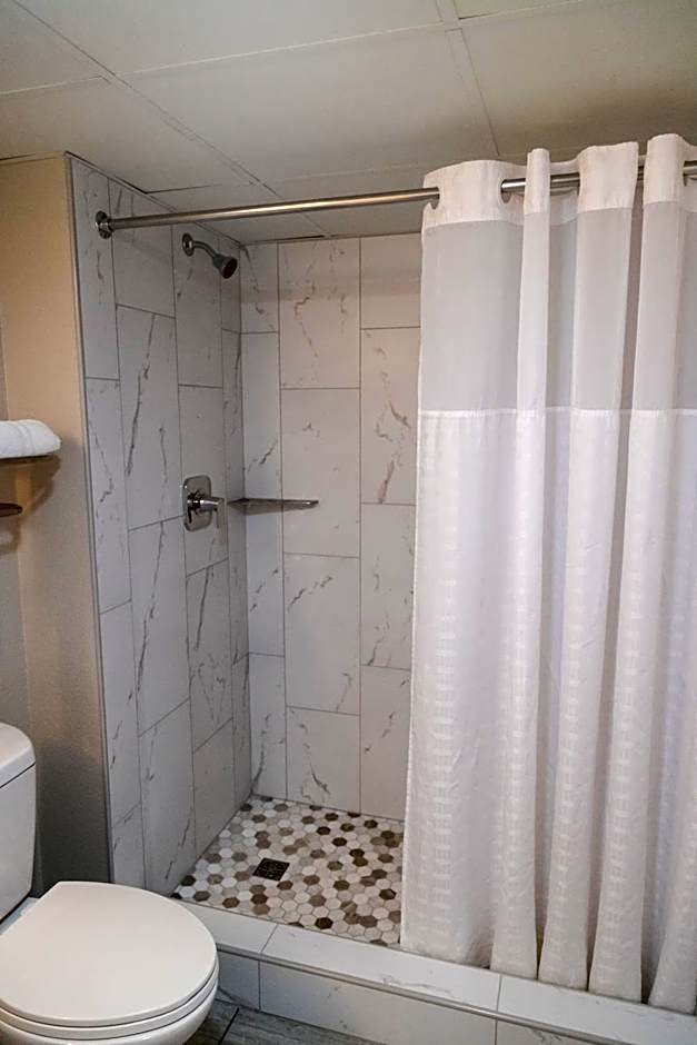 Twin Mountain Inn & Suites