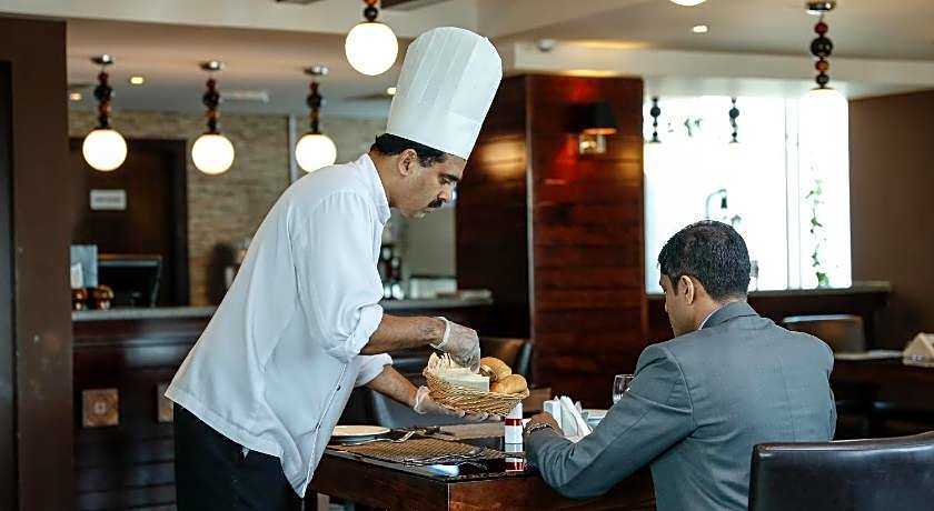 Harbour Suites Hotel