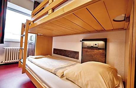 Quadruple Room with Shared Bathroom