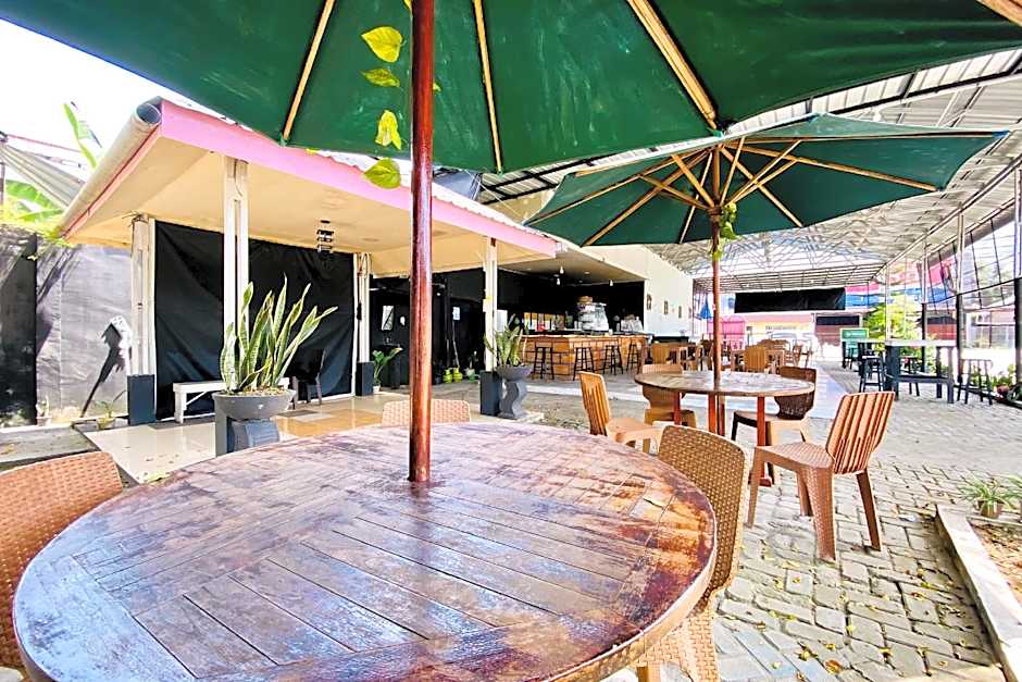 RedDoorz Syariah near RSU Sylvani Binjai