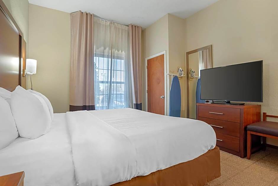 Comfort Suites Monroe