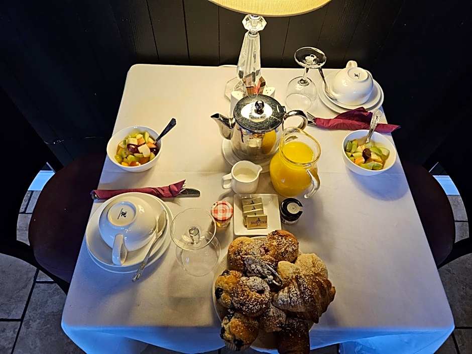 The Old Bank Bruff Family Town House