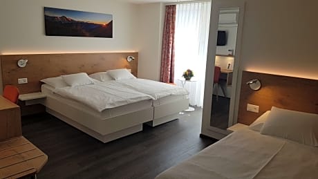 Superior Triple Room, Mountain View, Mountainside (3 Twin Beds)