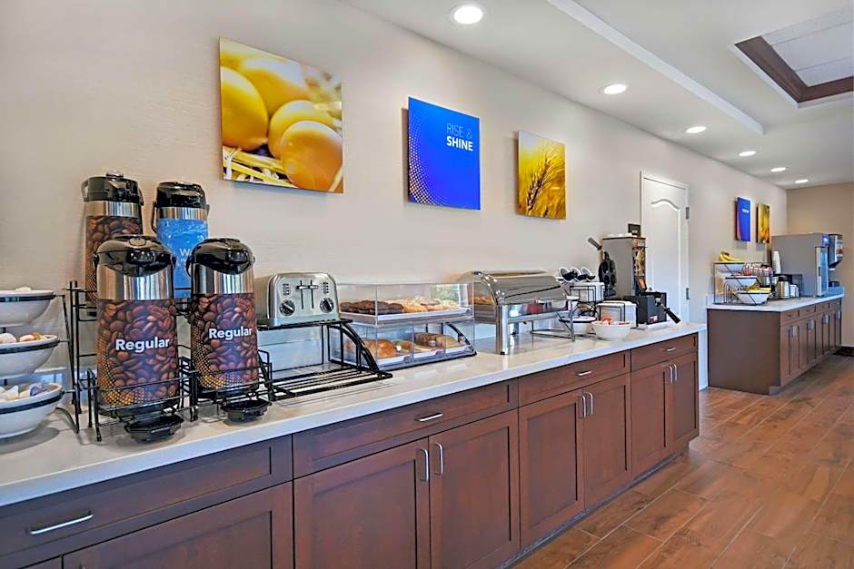 Comfort Inn & Suites Wilton