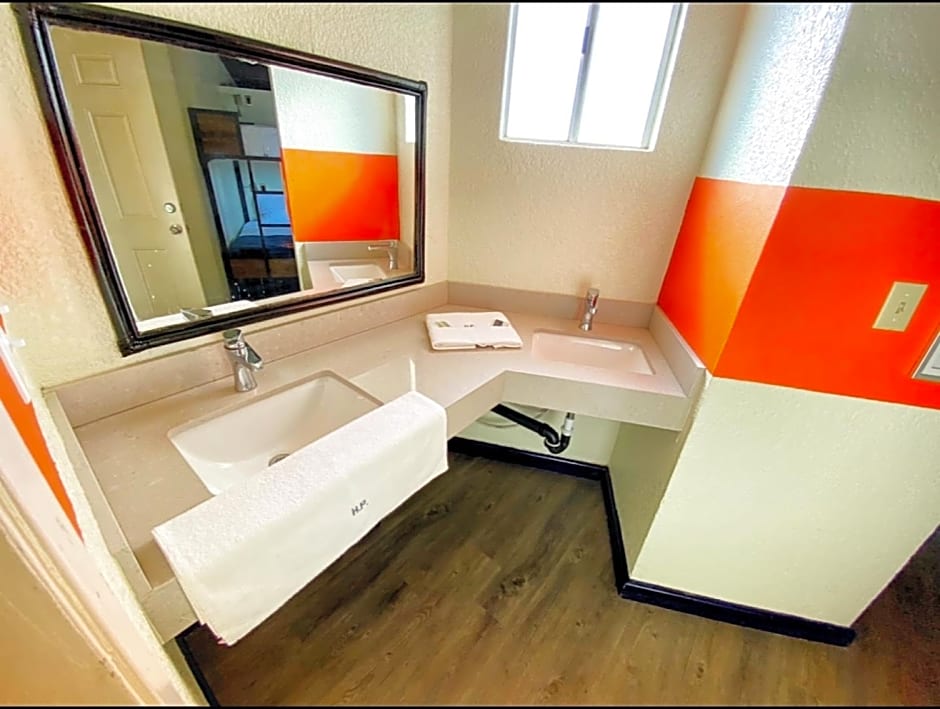 Paris Hostel