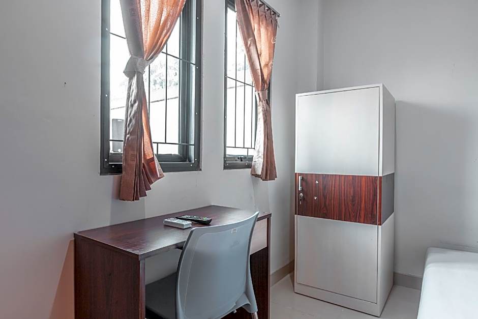 OYO Life 2335 Kos 89