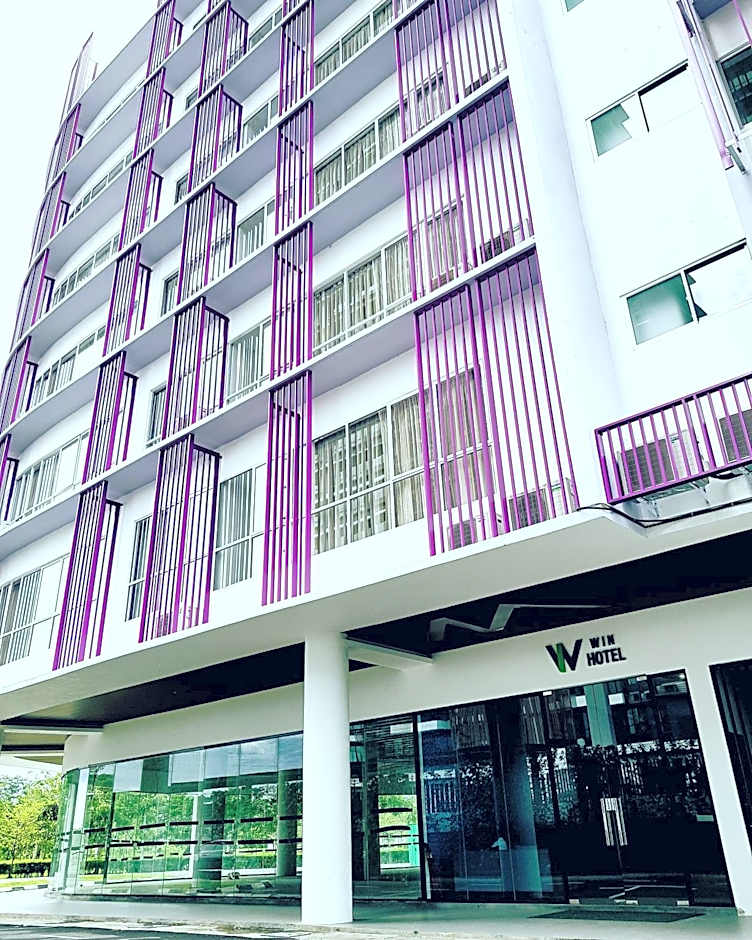 Win Hotel